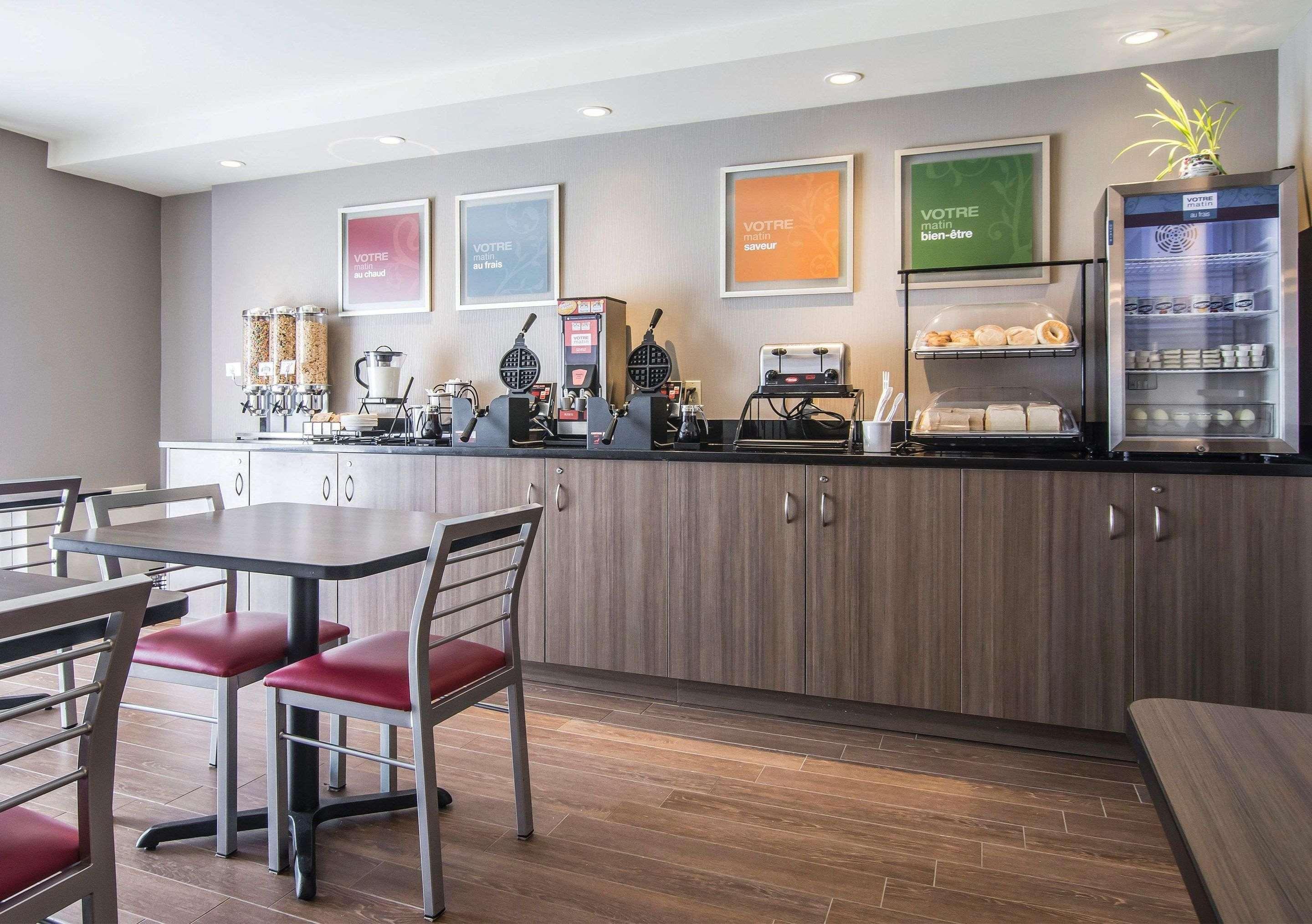 Comfort Inn Sherbrooke Bagian luar foto