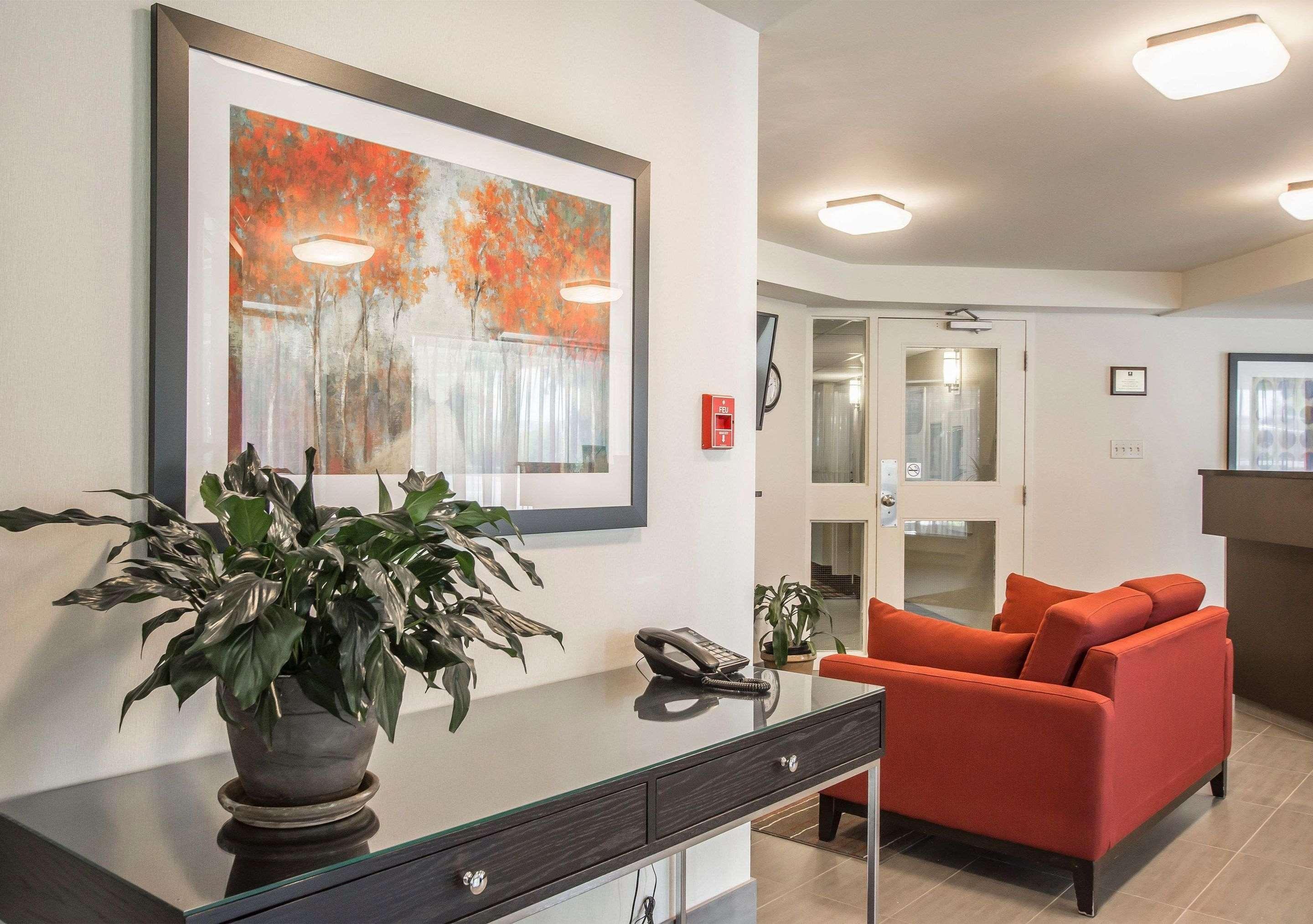 Comfort Inn Sherbrooke Bagian luar foto