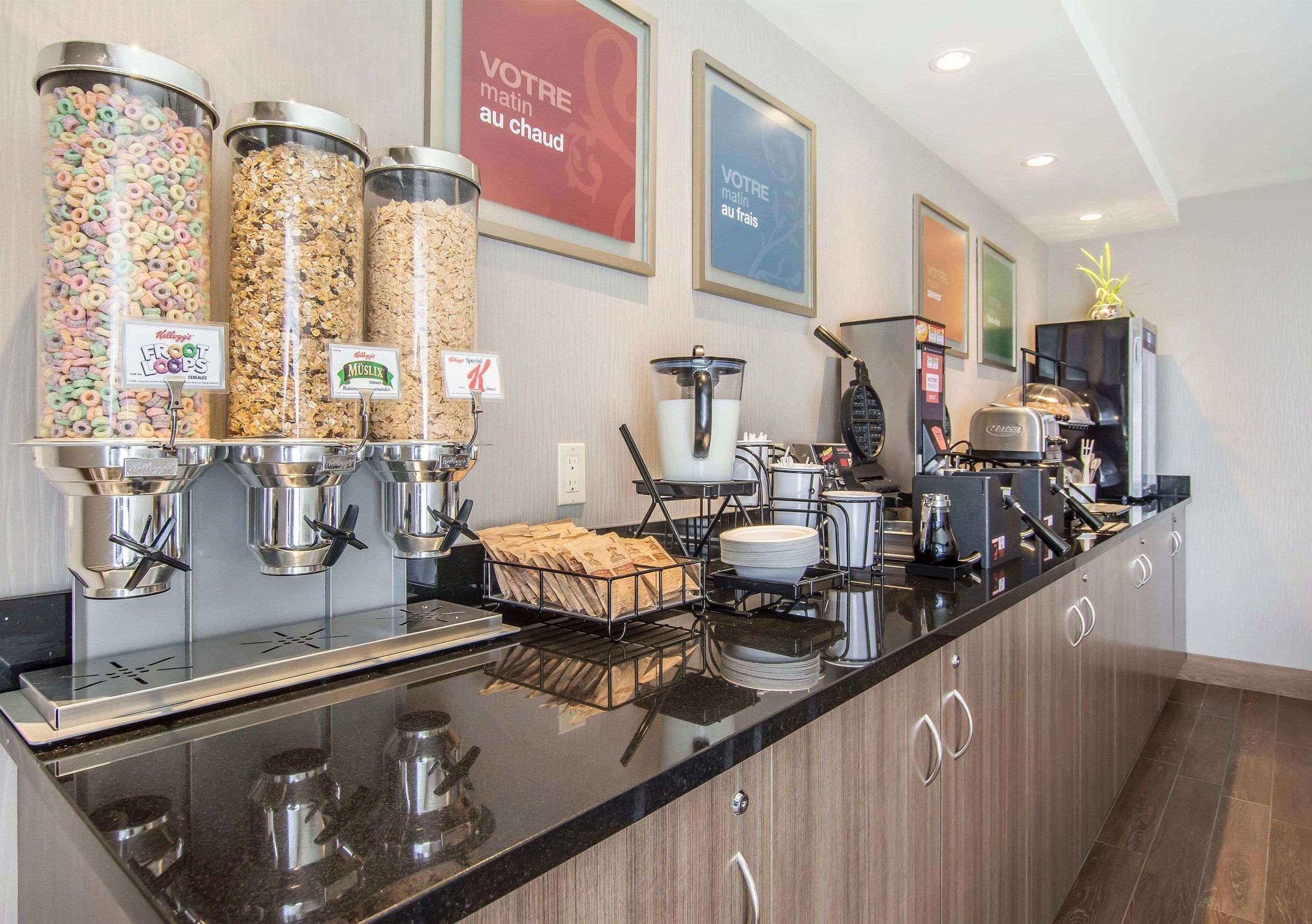 Comfort Inn Sherbrooke Bagian luar foto