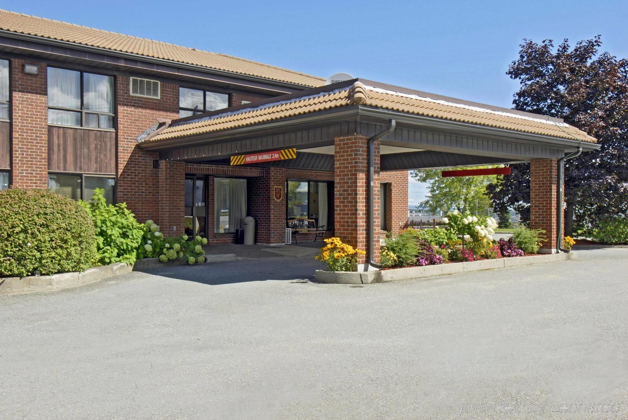 Comfort Inn Sherbrooke Bagian luar foto